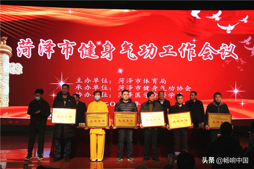 精品健身房为何频频塌房_精品健身操_精品健身