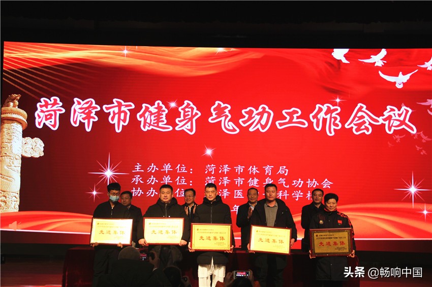 精品健身操_精品健身房为何频频塌房_精品健身