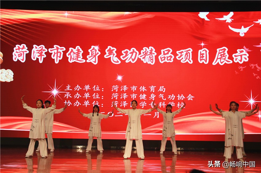 精品健身房为何频频塌房_精品健身操_精品健身