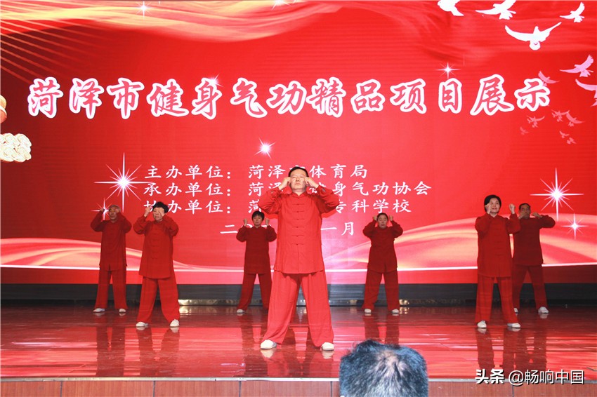 精品健身操_精品健身_精品健身房为何频频塌房